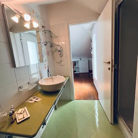 Agri With Jacuzzi - La Bilaia Lavagna