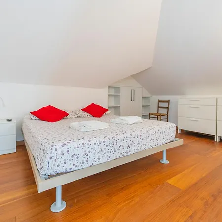 Agri With Jacuzzi - La Bilaia