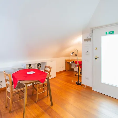 Agri With Jacuzzi - La Bilaia Daire *