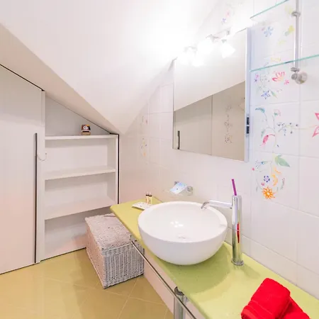 Agri With Jacuzzi - La Bilaia Lavagna