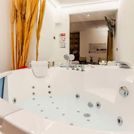 Agri With Jacuzzi - La Bilaia * لافانيا