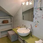 Agri With Jacuzzi - La Bilaia مزرعة للإقامة
