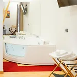 مزرعة للإقامة Agri With Jacuzzi - La Bilaia