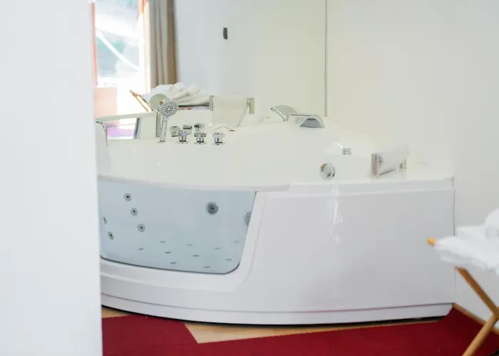 Agri With Jacuzzi - La Bilaia Vakantieboerderij